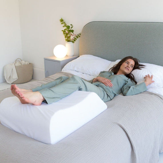 Leg Rest Trough Putnams Leg Rest - Leg Raiser Bed Pillow