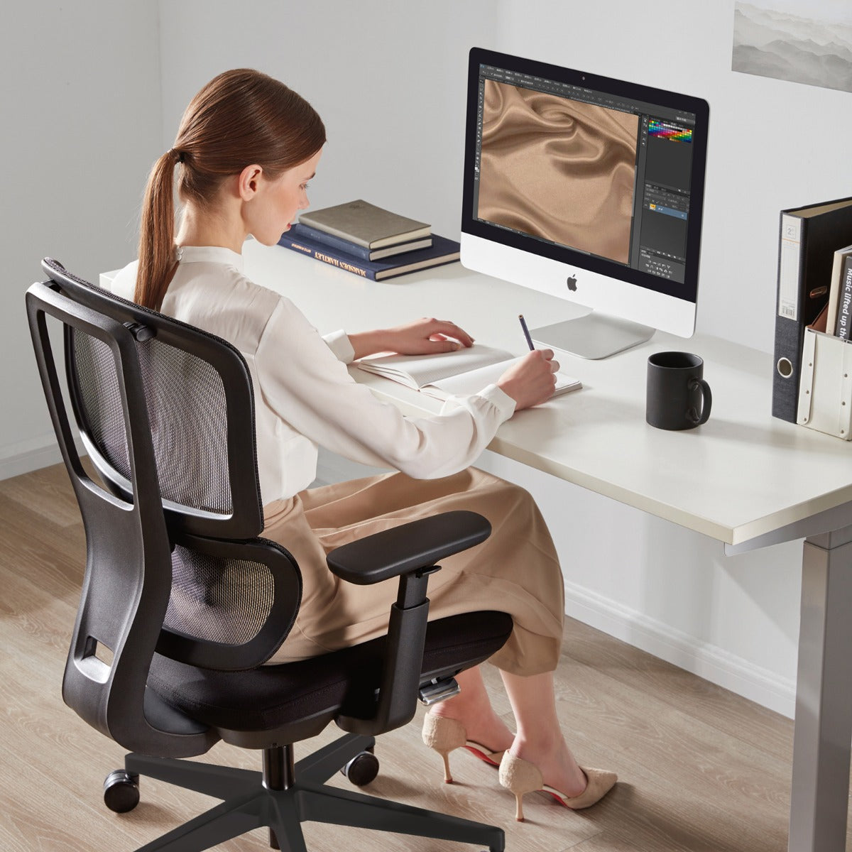 Shelby Ergonomic Task Chair by Dams